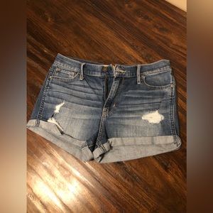 Hollister Jean short shorts size 29